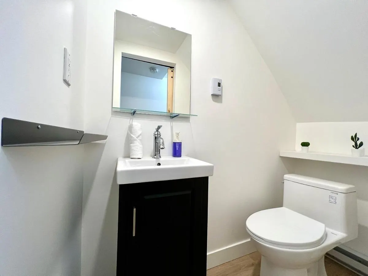 Les 300S 3E Avenue Apartment Quebec City Canada