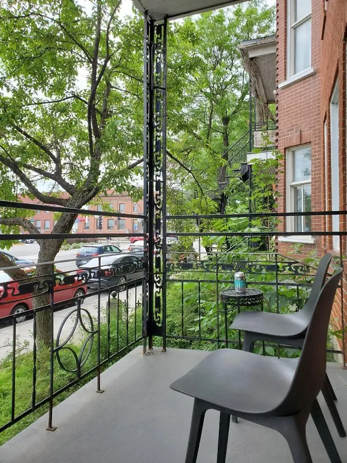 Les 300S 3E Avenue Apartment Quebec City Canada