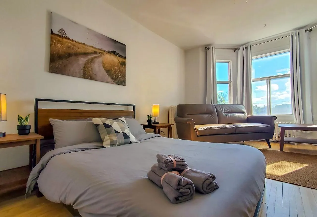 Les 300S 3E Avenue Apartment Quebec City