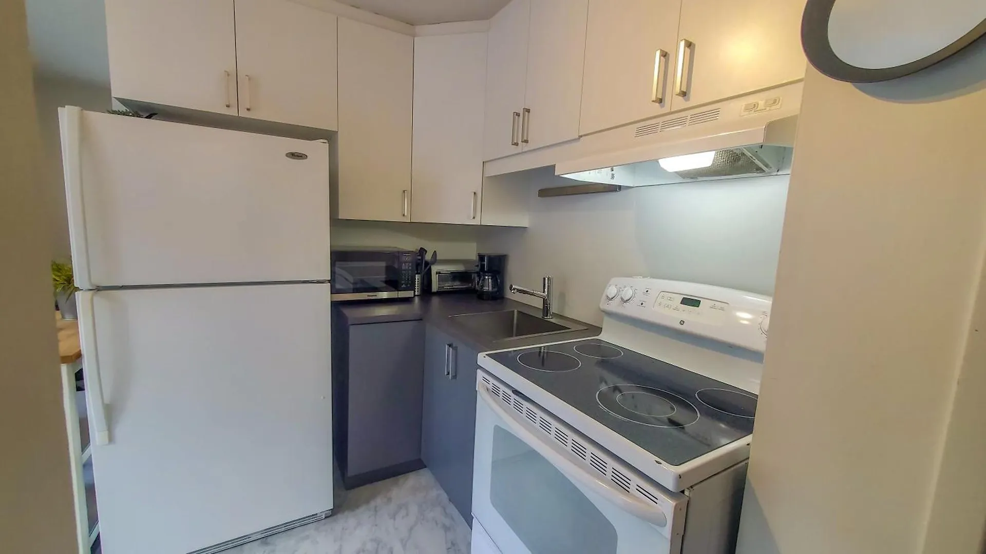 Les 300S 3E Avenue Apartment Quebec City 0*,  Canada
