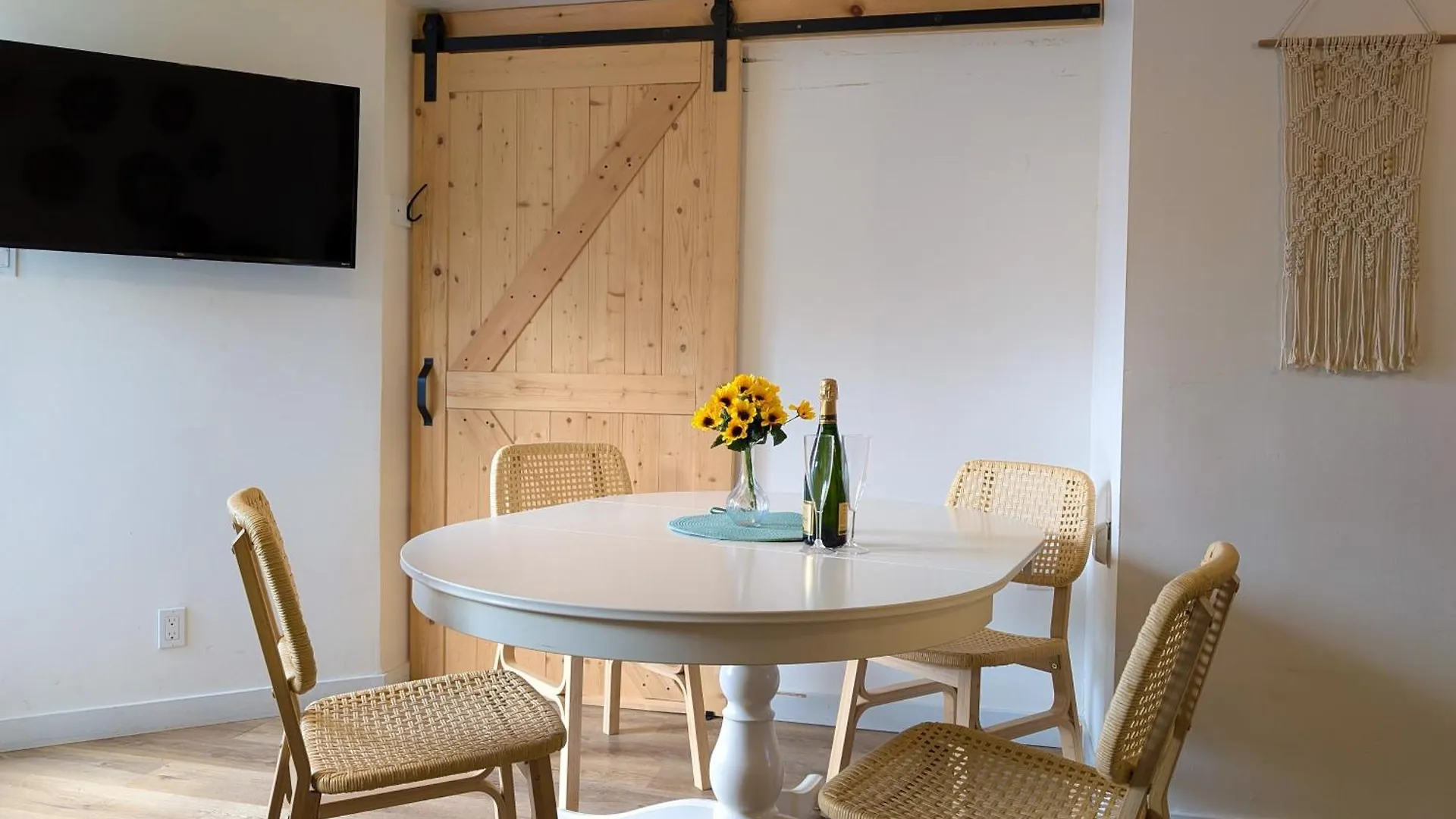 Les 300S 3E Avenue Apartment Quebec City